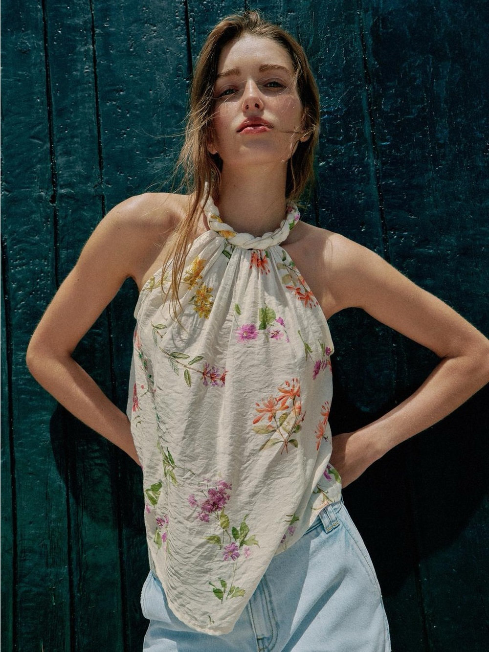 ZARA BNWT floral print halter top. MULTICOLORED 1971/071/330